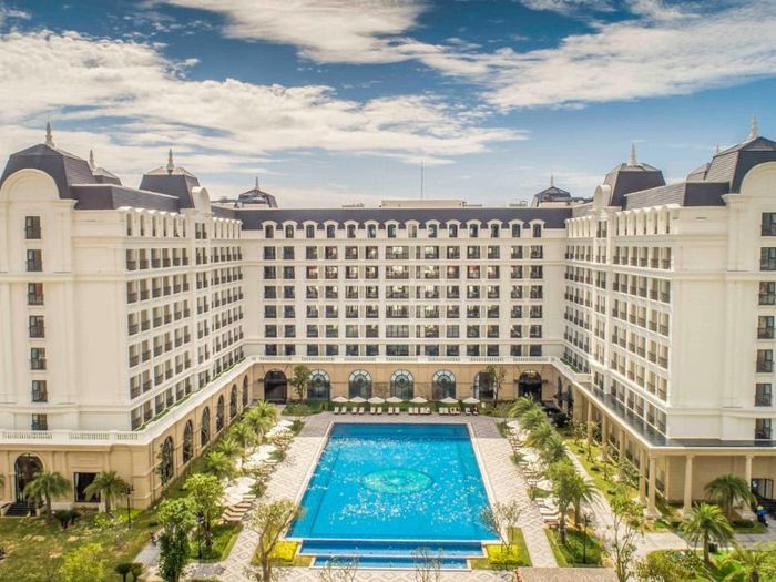 hòn Bần (hay còn được biết đến là hòn Bàng)