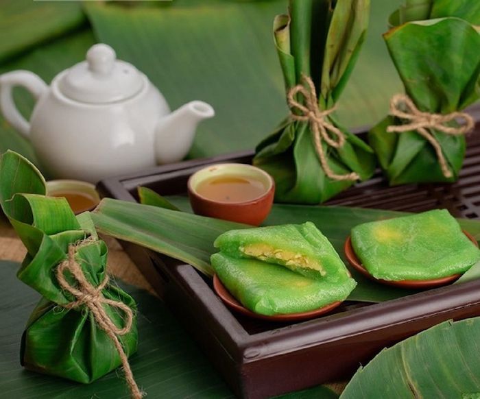 Bánh cốm Hà Nội, những chiếc bánh nhỏ mang hồn quê thủ đô.
