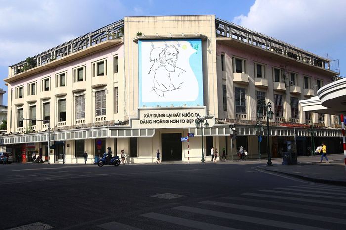 Phố Tràng Tiền