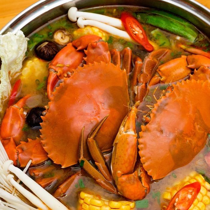Nhà hàng Hải sản Tomato - Lựa chọn hoàn hảo cho những ai thiếu vitamin hải sản tại Hà Nội.
