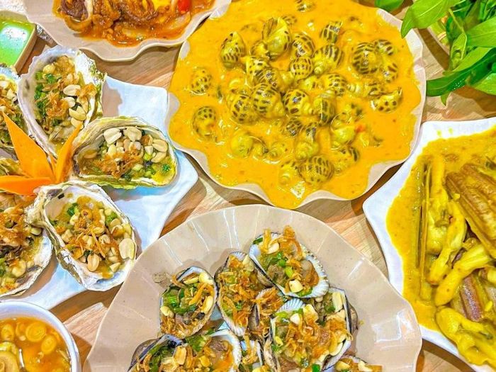 Top 8 địa điểm buffet ốc Hà Nội siêu phẩm nhất định phải thử 3