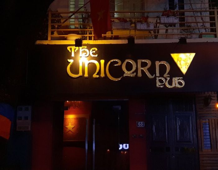 Khám phá không gian độc đáo của loạt quán pub ở Hà Nội
