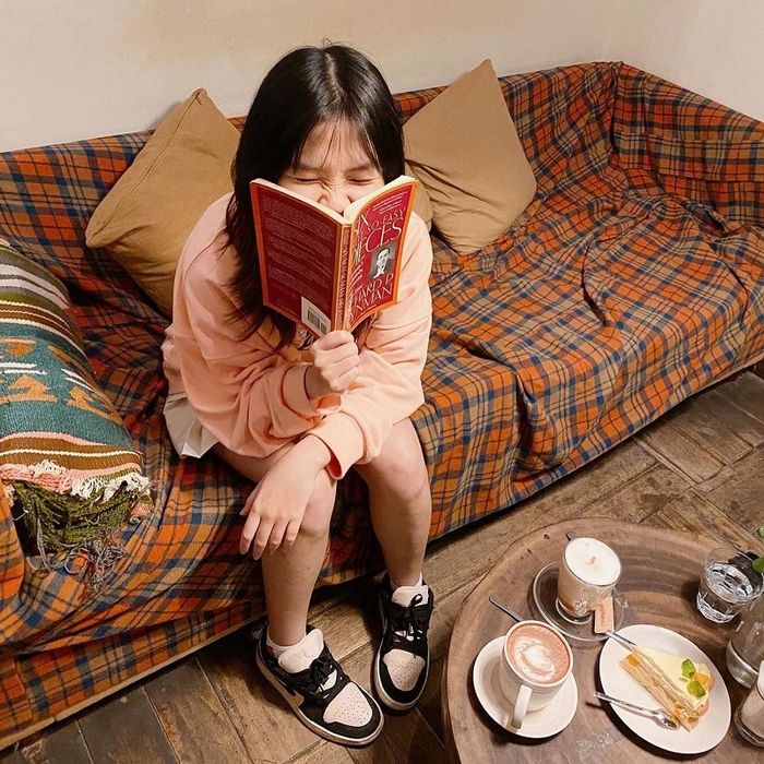 Xofa Cafe, nơi mỗi khi đêm về là điểm trú chân ấm áp