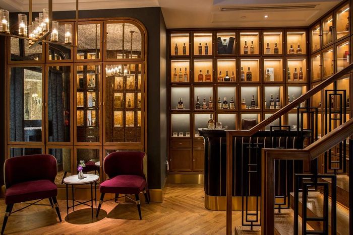 Trải nghiệm không gian đẳng cấp và lịch lãm tại Angelina Restaurant & Lounge - Hà Nội 49