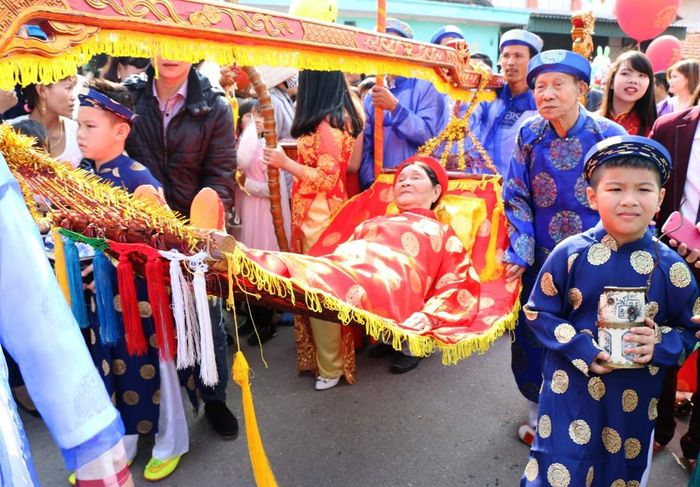Lễ hội Tiên Công - Lễ hội rước người độc đáo tại Hà Nam, Quảng Ninh 3