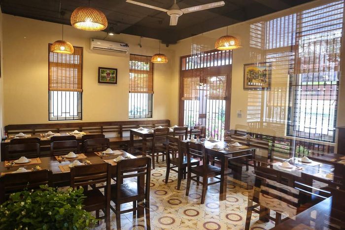 Nhà hàng Hải Sản Mỹ Hạnh – Được biết đến với các món hải sản chất lượng 15