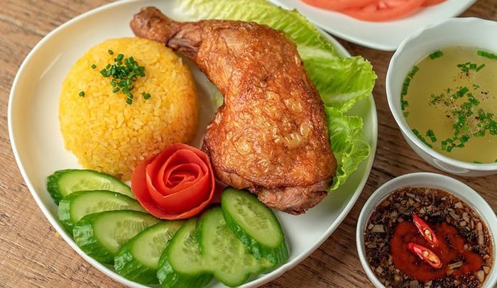 Cơm gà Phú Quốc - Món ăn ngon đặc trưng của đảo ngọc