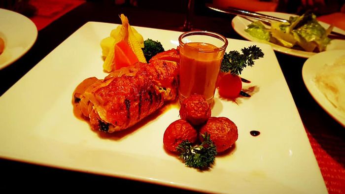 Paula's Wines - Nơi lý tưởng cho rượu vang và xì gà cao cấp
