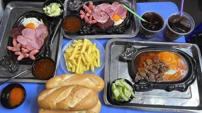Danh sách các quán bánh mì sốt vang hàng đầu ở thủ đô mà bạn nên thử ngay 6