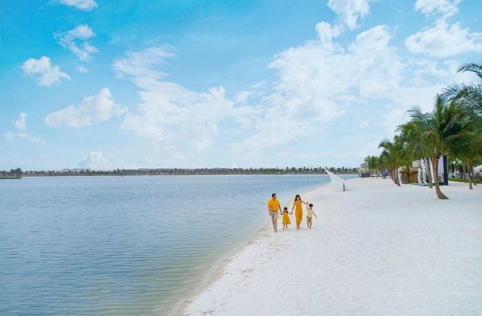 Đánh giá kinh nghiệm tắm biển nhân tạo Hà Nội giải tỏa cơn nóng ngày hè 2