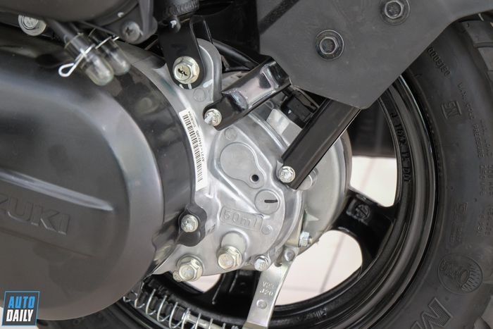 Burgman Street - Dòng xe tay ga mới của Suzuki, có giá 49,5 triệu đồng Suzuki-Burgman-Street (1).JPG