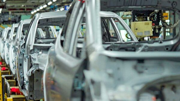 Hyundai Accent 2024 đã bắt đầu được sản xuất, sở hữu hơn 65 tính năng an toàn hyundai-verna-production-starts-2023-new-4-600x338.jpg