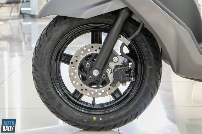 Burgman Street - Dòng xe tay ga mới của Suzuki, có giá 49,5 triệu đồng Suzuki-Burgman-Street (11).JPG