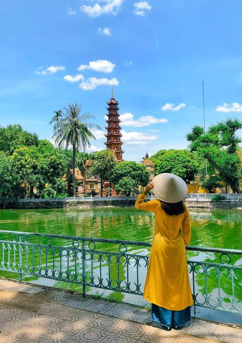 Khám phá Hà Nội qua những điểm đến nổi tiếng và quen thuộc 8