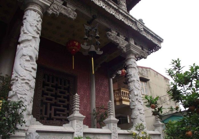 Linh thiêng Chùa Đỏ Hải Phòng - Điểm du lịch tâm linh nổi bật 5