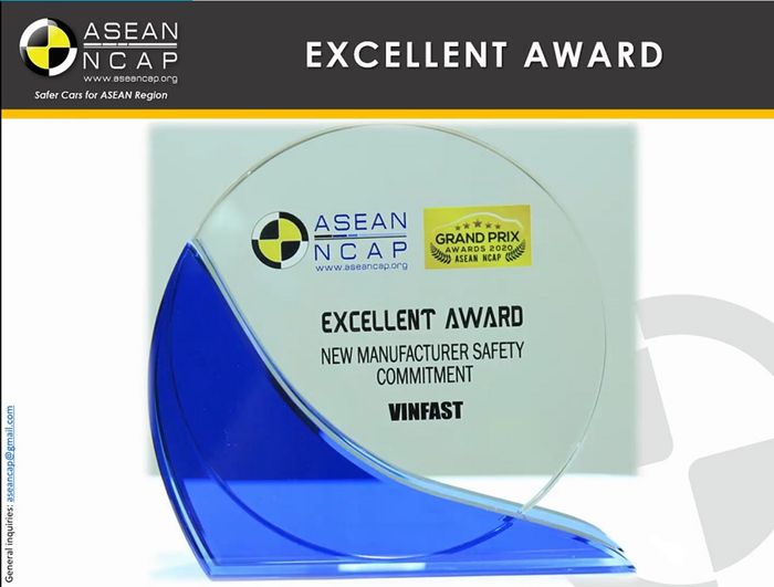 VinFast đã được trao giải thưởng “Hãng sản xuất xe mới cam kết về an toàn cao nhất” từ ASEAN NCAP