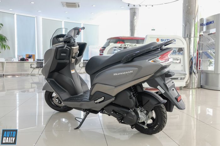 Burgman Street - Dòng xe tay ga mới của Suzuki, có giá 49,5 triệu đồng Suzuki-Burgman-Street (3).JPG