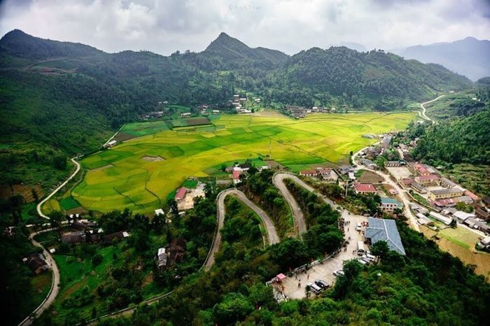 Khám phá con đường thần tiên ở Hà Giang khiến ai ai cũng bị cuốn hút