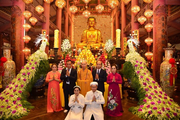 Linh thiêng Chùa Đỏ Hải Phòng - Địa điểm tâm linh tiêu biểu 3