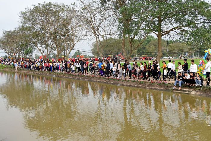 Lễ hội Đền Sái - Nghi lễ rước vua giả độc đáo không giống ai