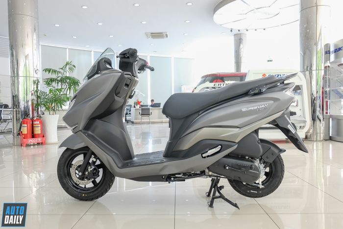 Burgman Street - Dòng xe tay ga mới của Suzuki, có giá 49,5 triệu đồng Suzuki-Burgman-Street (6).JPG