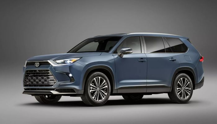 Xem trước thiết kế của Toyota GR Grand Highlander – SUV gia đình hiệu suất cao Grand Highlander 2024 ra mắt: Mẫu SUV ba hàng ghế mạnh mẽ với công suất 362 mã lực