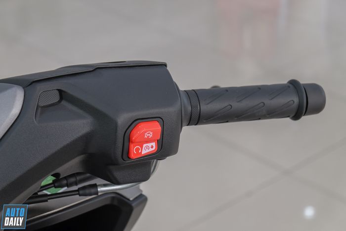 Burgman Street - Mẫu xe tay ga mới của Suzuki, có giá 49,5 triệu đồng Suzuki-Burgman-Street (14).JPG