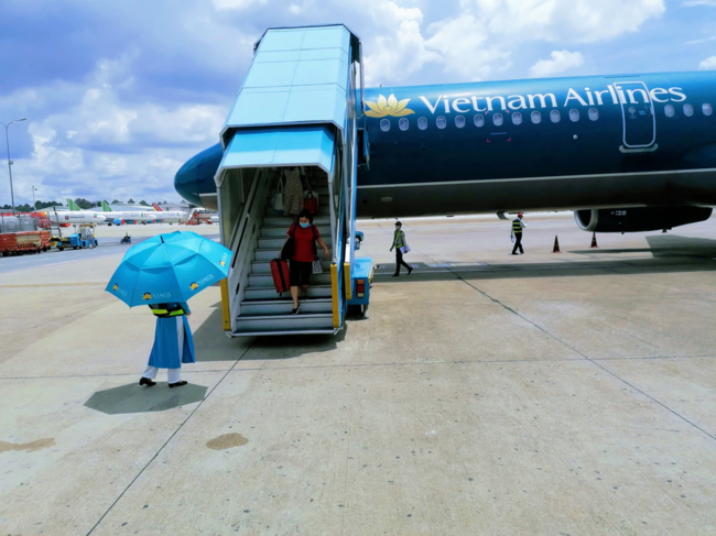 Những gợi ý quý báu cho những ai lần đầu lên máy bay