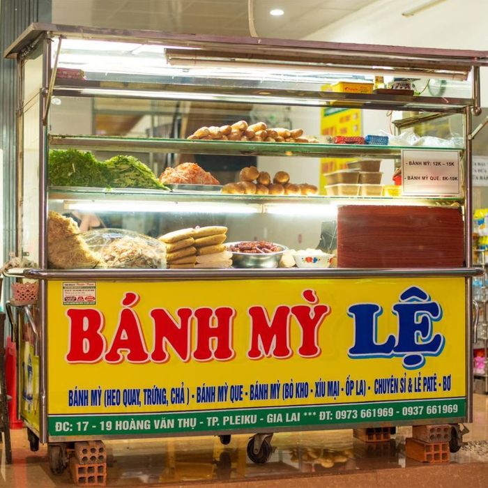 Thưởng thức Bánh mì Lệ với giá cả phải chăng giữa lòng phố núi Gia Lai