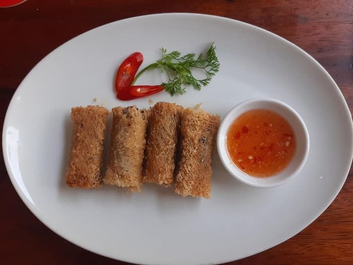Red Dragon Restaurant Hoi An - Thưởng thức hương vị Việt theo phong cách Tây Âu sang trọng 11