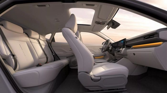 Hyundai Kona 2024 xuất hiện trên đường thực tế: Tiềm năng trở thành mẫu xe hot khi nhập khẩu vào Việt Nam Hyundai Kona 2024 có vẻ ngoài hấp dẫn hơn