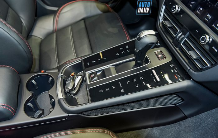 Ảnh chi tiết Porsche Macan GTS 2022 với tuỳ chọn giá 5,8 tỷ đồng g31.jpg