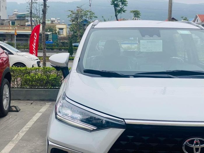 Toyota Veloz Cross 2022 đã đến các đại lý, sẵn sàng cho sự kiện ra mắt vào ngày mai. Hình ảnh: 276141073-5056349504472285-7851283667745556750-n.jpeg
