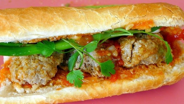 Bánh mì ngon Sài Gòn
