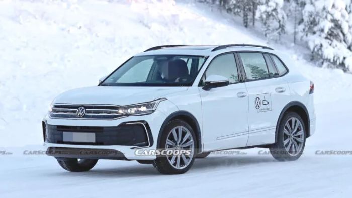 Volkswagen Tiguan 2024 đã xuất hiện, trông giống như một phiên bản thu nhỏ của Touareg