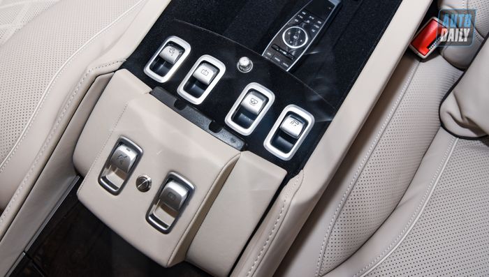 Mercedes-Maybach S650 Pullman - Sedan siêu sang dài 6,5 mét trên đường phố Hà Nội Limousine sang trọng cho 'Chủ tịch' Mercedes-Maybach S650 Pullman cỡ nào? dsc-0916.jpg