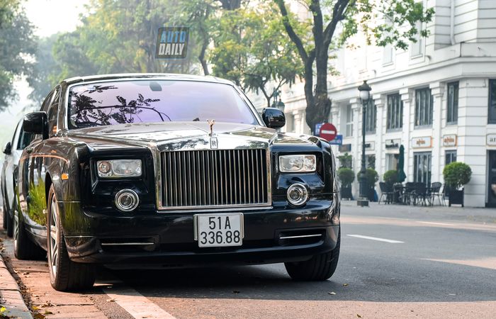 Rolls-Royce Phantom Rồng của 'Bầu' Kiên trở lại, đầy cảm xúc sau 10 năm tại Việt Nam adt-9167-copy.jpg