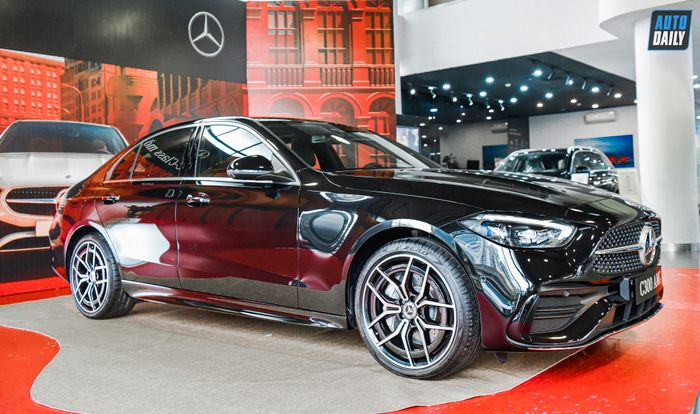Ảnh chi tiết Mercedes-Benz C300 AMG First Edition 2022 tại đại lý c300-amg-fe-2022-12.jpg