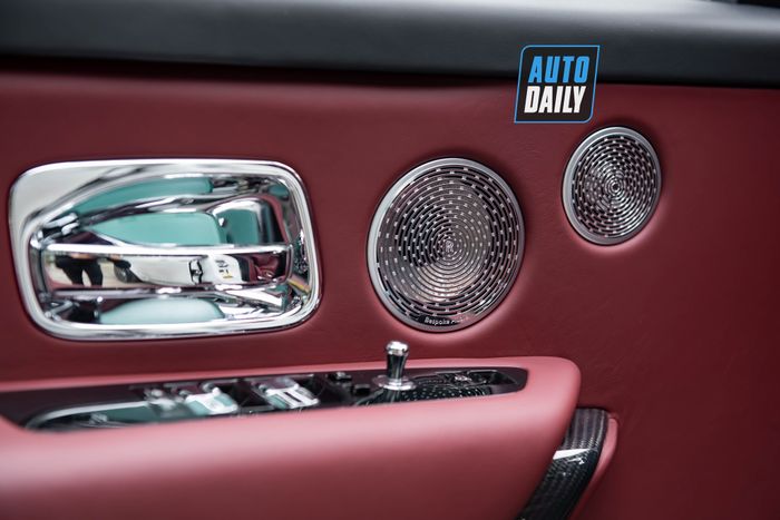 Khám phá chiếc Rolls-Royce Cullinan độ Mansory màu trắng duy nhất tại Việt Nam rolls-royce-cullinan-mansory-Mytour-22.JPG