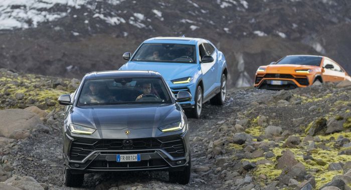 Khám phá băng đảo Iceland cùng dàn siêu SUV Lamborghini Urus lamborghini-urus-esperienza-avventura-16.jpg