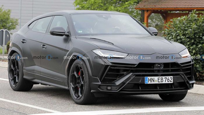 Lamborghini Urus chuẩn bị nhận bản nâng cấp sắp ra mắt, hình ảnh liên quan đến lamborghini-urus-evo-spy-shots2.jpeg