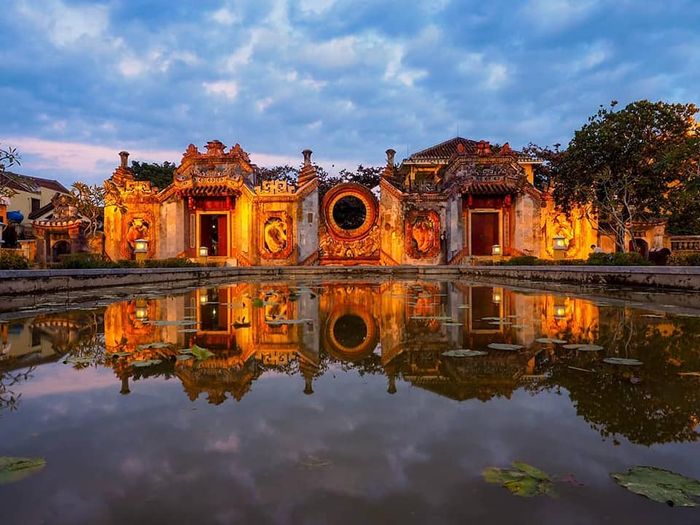 Điểm tham quan mới lạ: Tam Quan Chùa Bà Mụ - Hội An