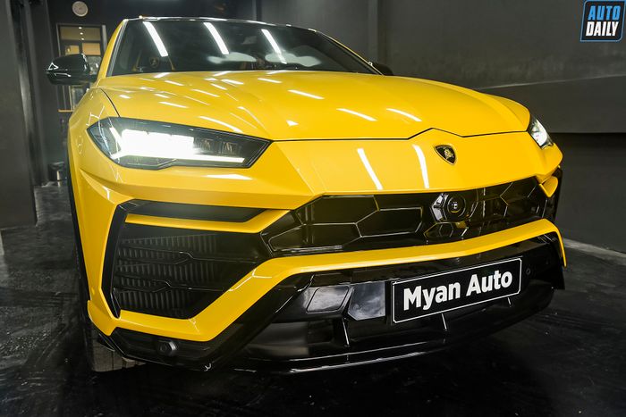Bức hình chi tiết của Lamborghini Urus Pearl Capsule 2022 đầu tiên xuất hiện tại Việt Nam, hình số 6.jpg