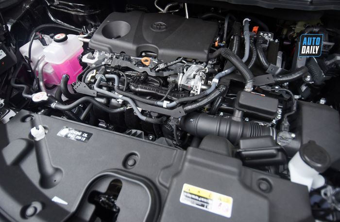 Toyota Sienna Platinum Hybrid 2022 với giá trên 4 tỷ và biển số đẹp tại Quảng Ninh. Thêm nữa, thông tin về Toyota Sienna 2021 nhập Mỹ giá trên 4 tỷ tại Việt Nam.