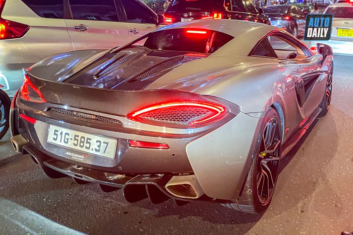 McLaren 570S trước đây của Cường Đô-la, đã 'gỡ bỏ' gói độ Vorsteiner để trở về trạng thái 'nguyên bản'.