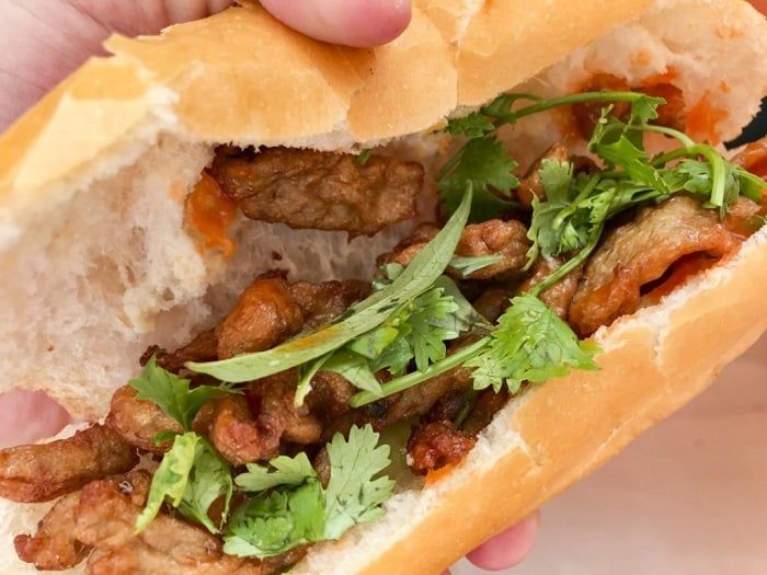 Bánh mì ngon Sài Gòn