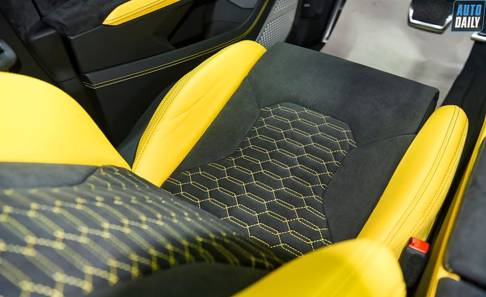 Bức ảnh chi tiết của chiếc Lamborghini Urus Pearl Capsule 2022 đầu tiên tại Việt Nam, ảnh số 36.jpg