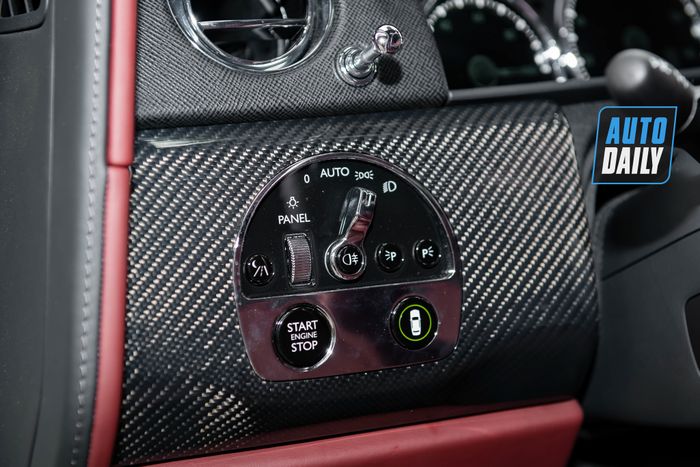 Khám phá chiếc Rolls-Royce Cullinan độ Mansory màu trắng duy nhất tại Việt Nam rolls-royce-cullinan-mansory-Mytour-19.JPG