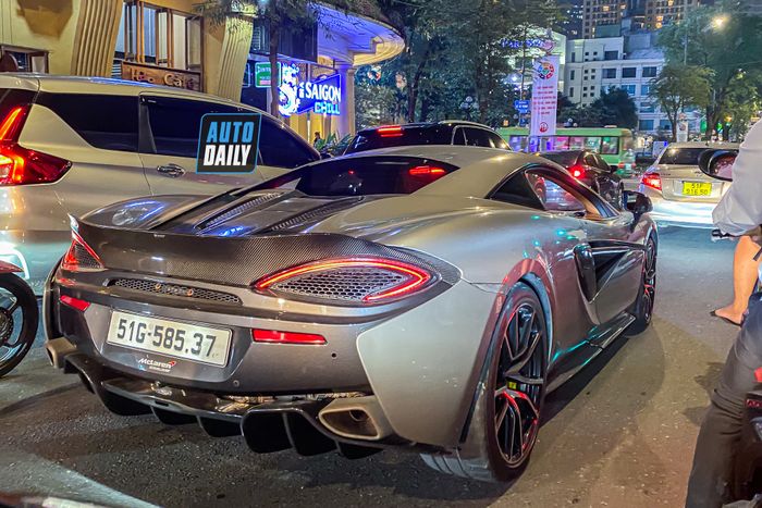 McLaren 570S trước đây của Cường Đô-la, đã 'gỡ bỏ' gói độ Vorsteiner để trở về trạng thái 'nguyên bản'.