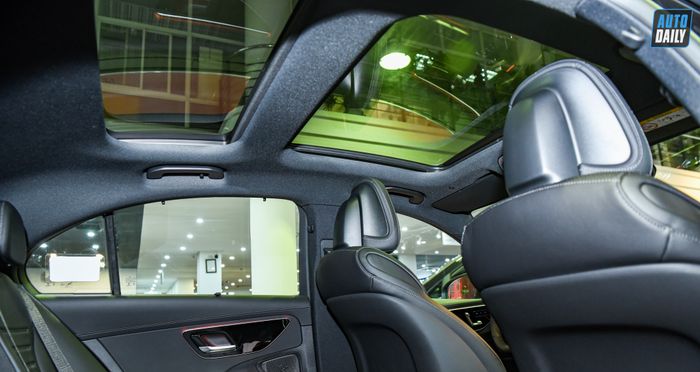 Ảnh chi tiết Mercedes-Benz C300 AMG First Edition 2022 tại đại lý c300-amg-fe-2022-1.jpg